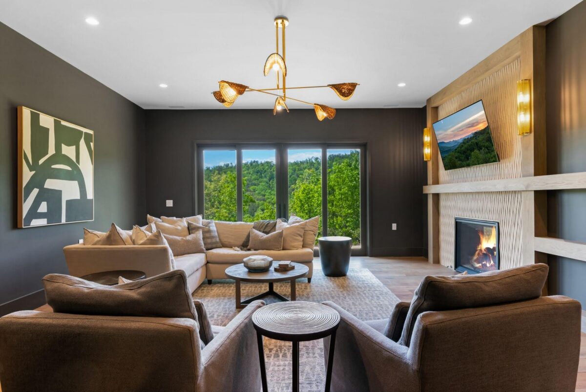 The Cliffs Real Estate