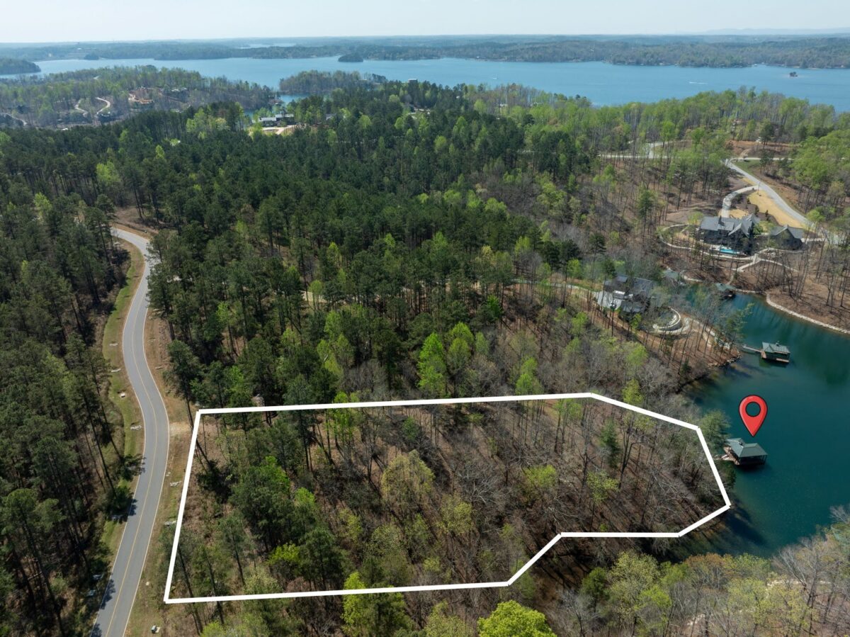 The Cliffs Real Estate